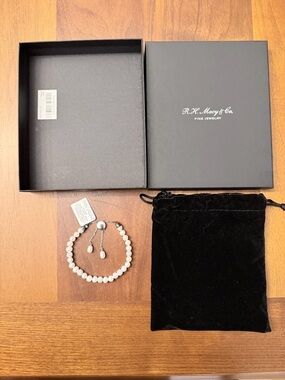 R.H. Macy & Co. Pearl Bead Adjustable Bracelet - White
